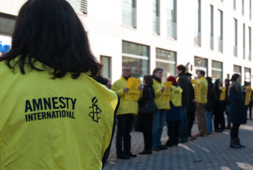 Amnesty Aktion in der Fußgängerzone